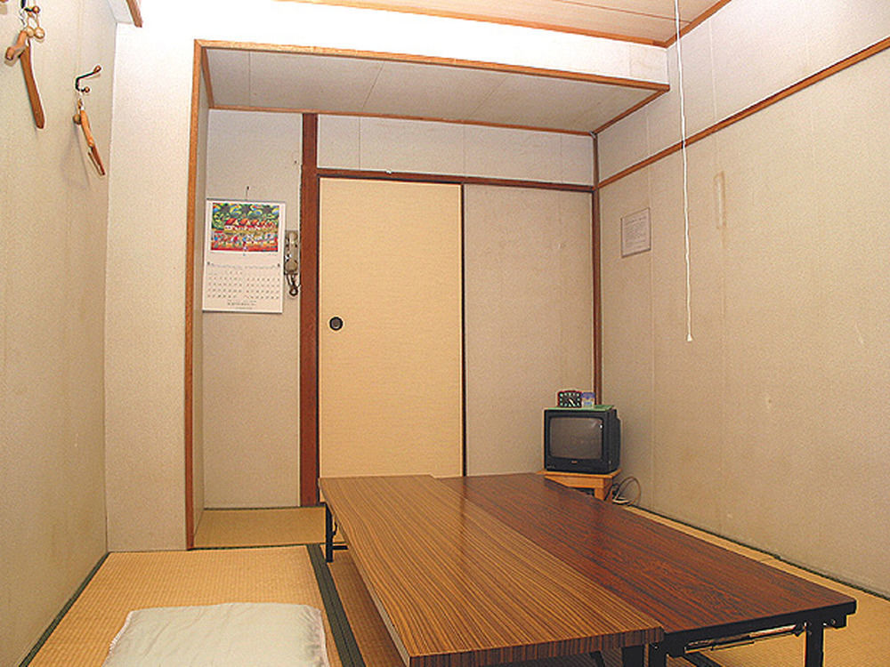 Kobe Student Youth Center Екстериор снимка